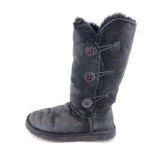 UGG Bailey Button Triplet Sheepskin Winter Boots 9